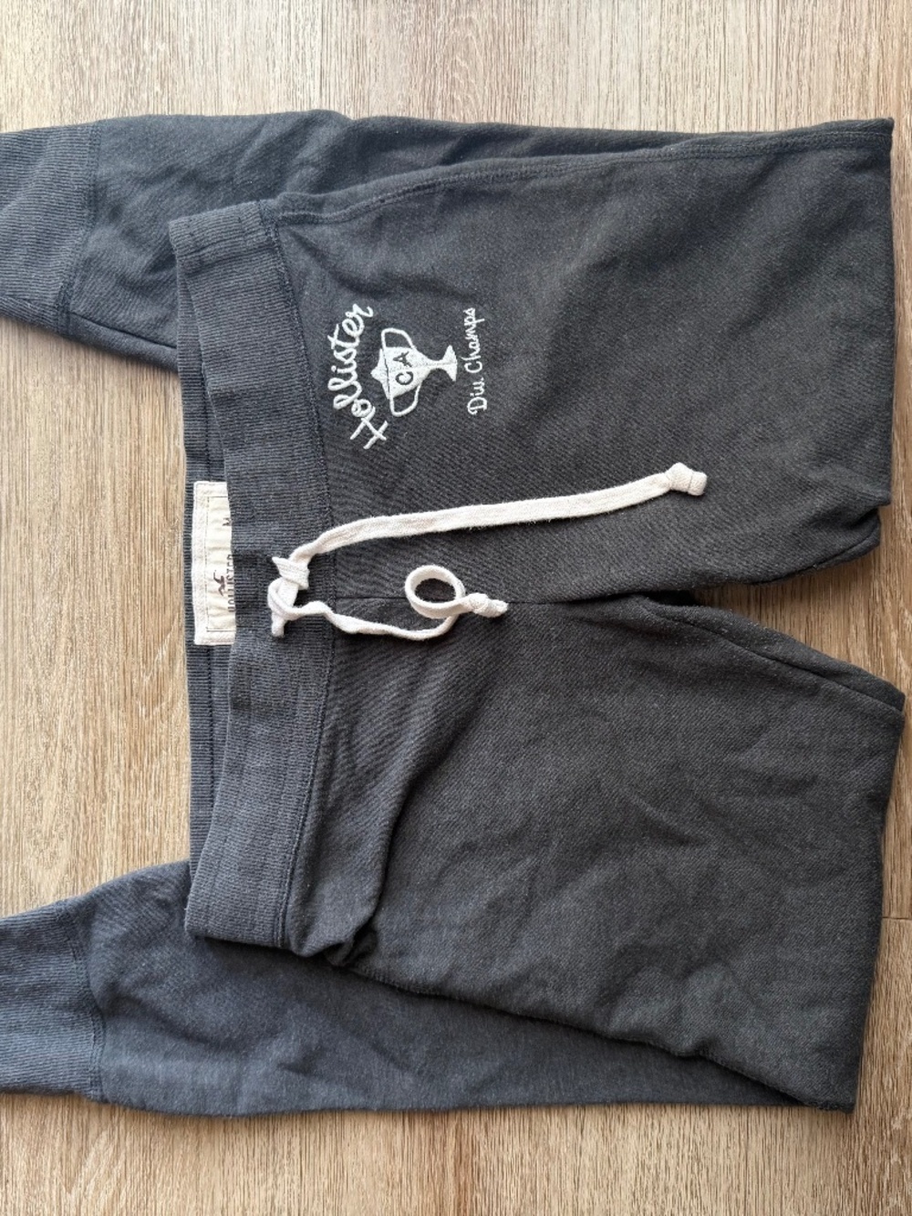 Hollister Sweatpants (Medium)